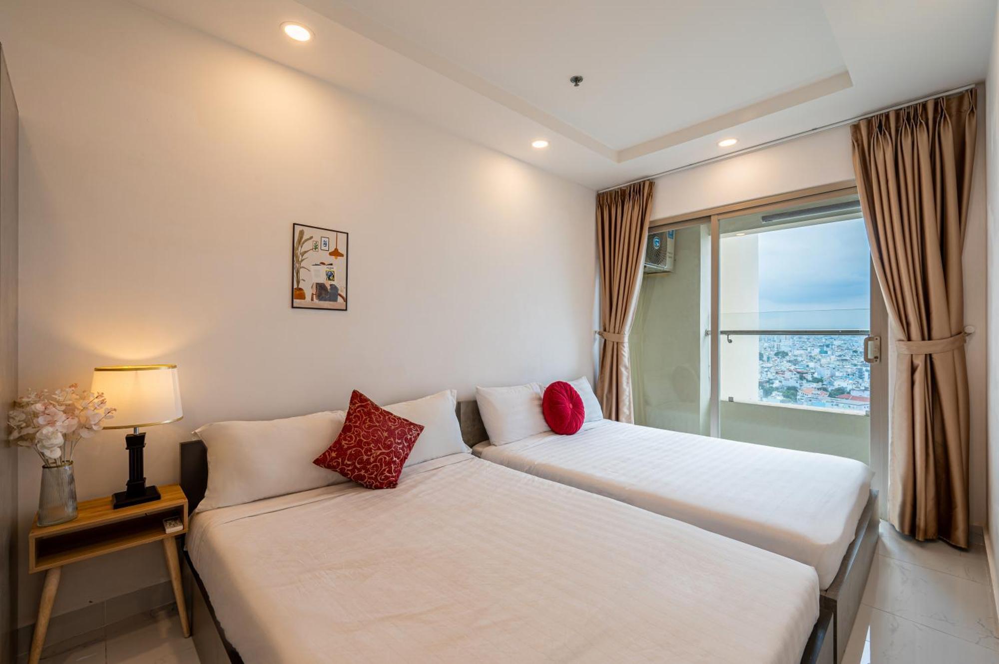 An Corner - Terra Royal 2 Bedrooms View *