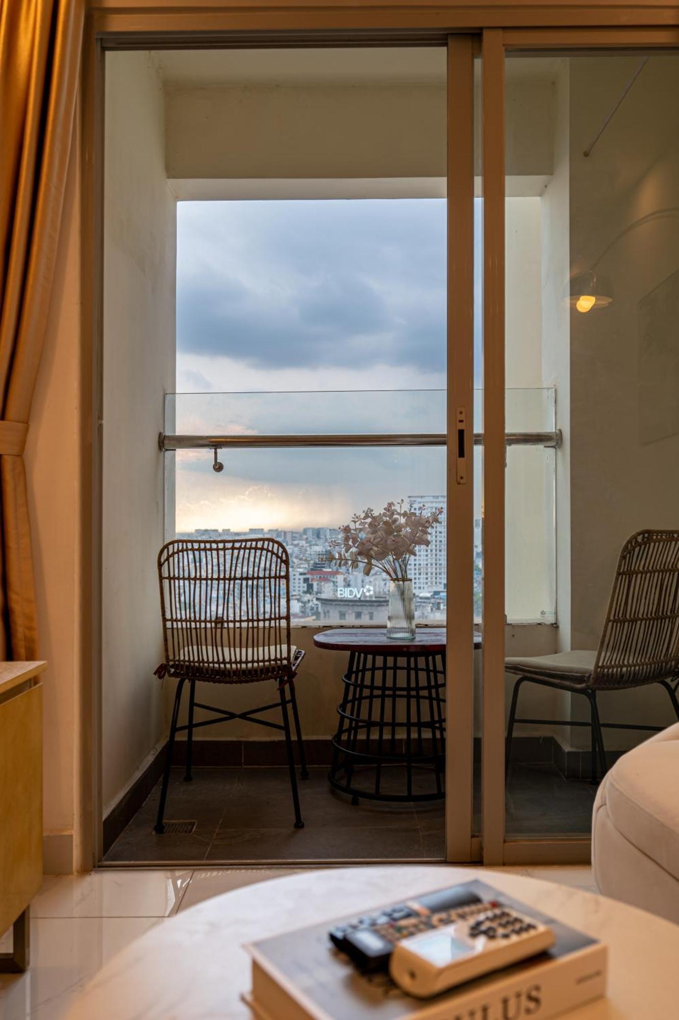 An Corner - Terra Royal 2 Bedrooms View *